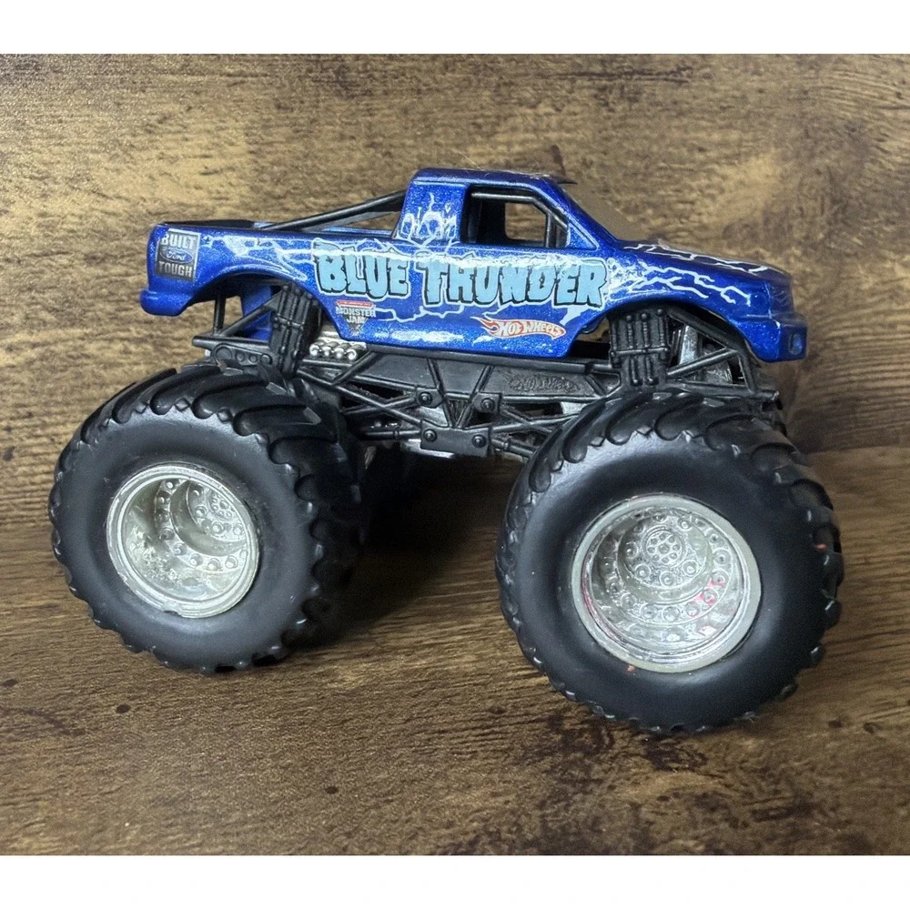 Monster Jam Hot Wheels Blue Thunder 1:64 Diecast Please Read Fast Safe Shipping